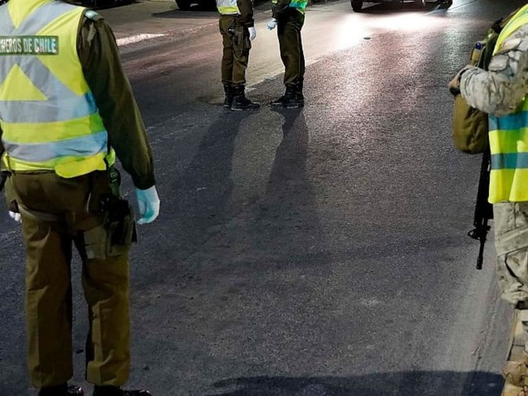Joven fue detenido en Las Condes tras realizar fiesta en plena cuarentena y portando Covid-19