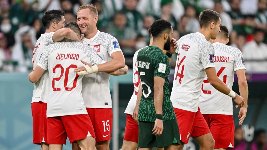 Polonia supera la dinámica de Arabia Saudita y empareja el grupo C del Mundial de Qatar 2022