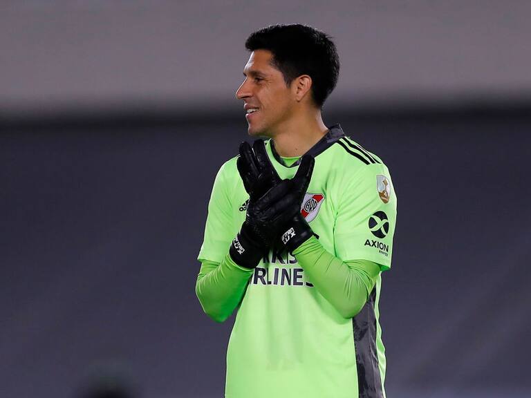 Sin arqueros, ni cambios: River Plate se hizo respetar en Buenos Aires y derrotó a Santa Fe por Copa Libertadores