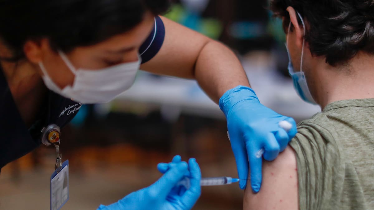 Aumentan las consultas de urgencia por virus respiratorios: este es el grupo más afectado