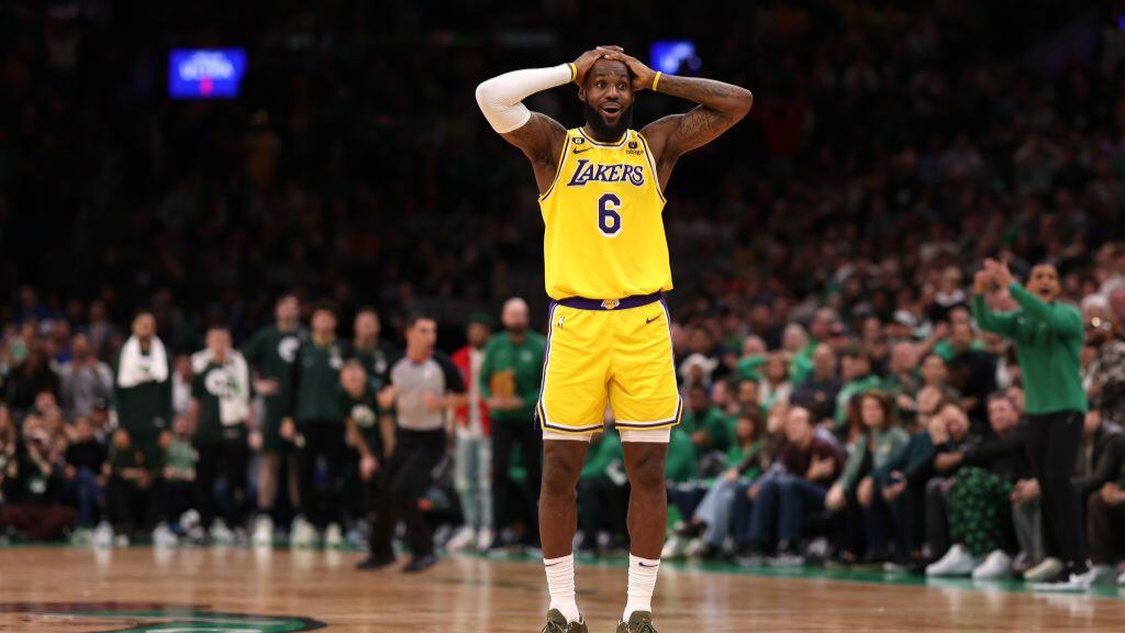 LeBron James - reclamos - error arbitral Lakers vs Celtics