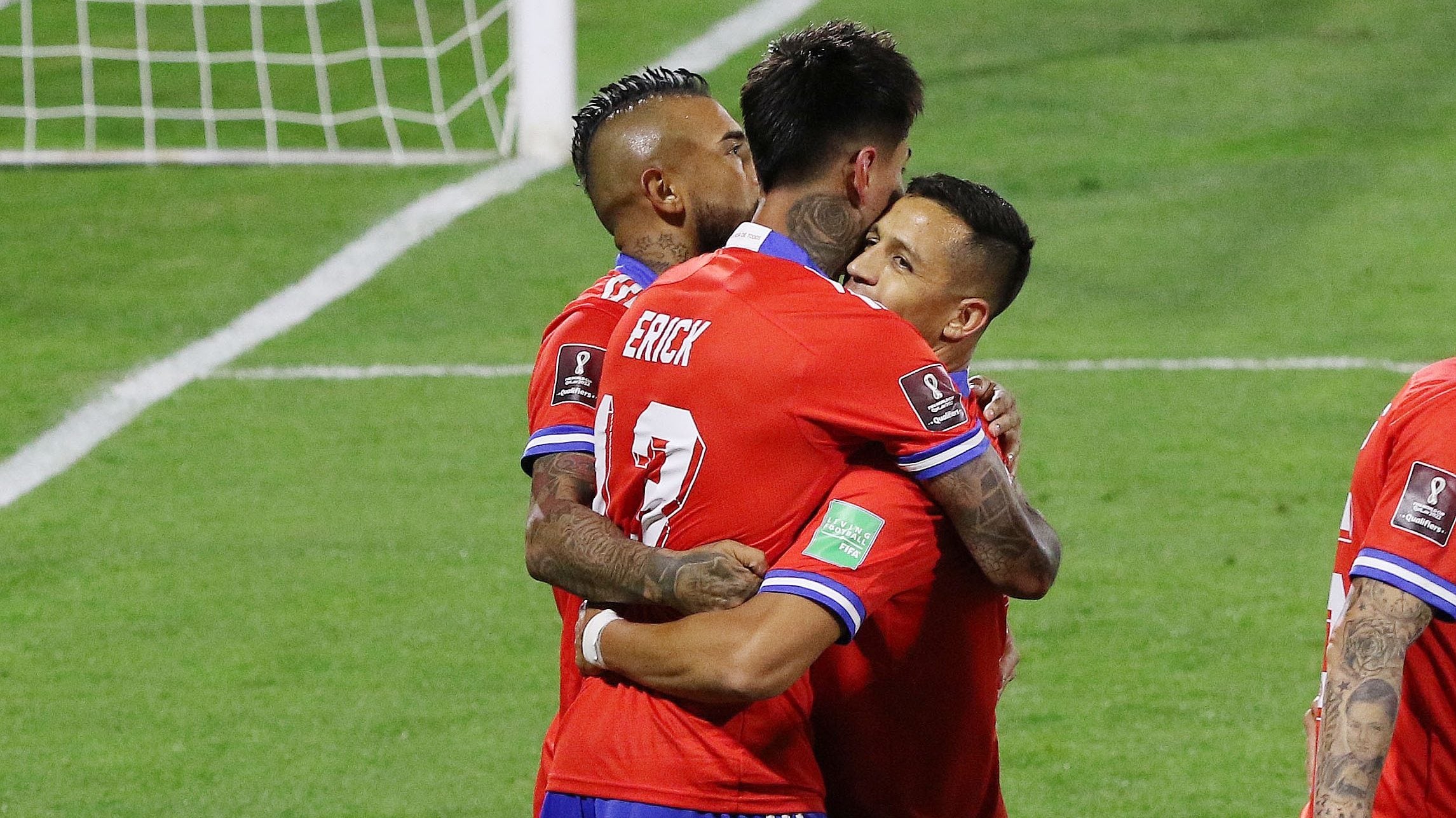 Erick Pulgar lamentó su ausencia en decisivo partido ante Brasil