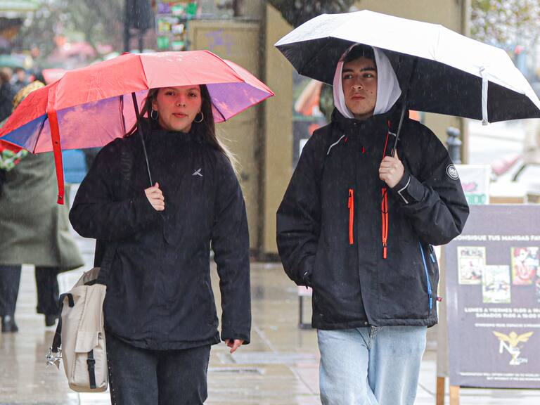 Lluvia en Fiestas Patrias: nuevo pronóstico del tiempo detalla las regiones de Chile con precipitaciones en la celebración