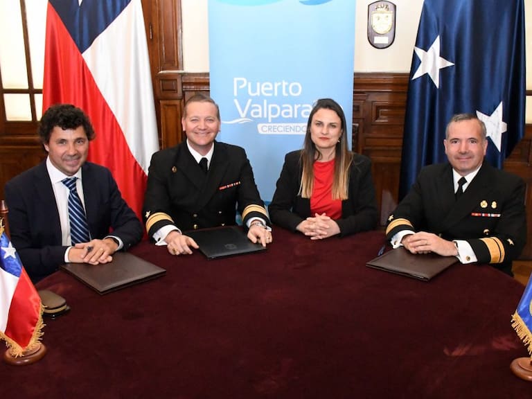 Acuerdo entre Puerto Valparaíso, Armada y ASMAR impulsa ampliación portuaria en Playa San Mateo