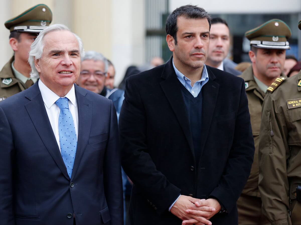 Caso Audios: exministros Andrés Chadwick y Rodrigo Delgado desisten de acudir a comisión investigadora de la Cámara de Diputados