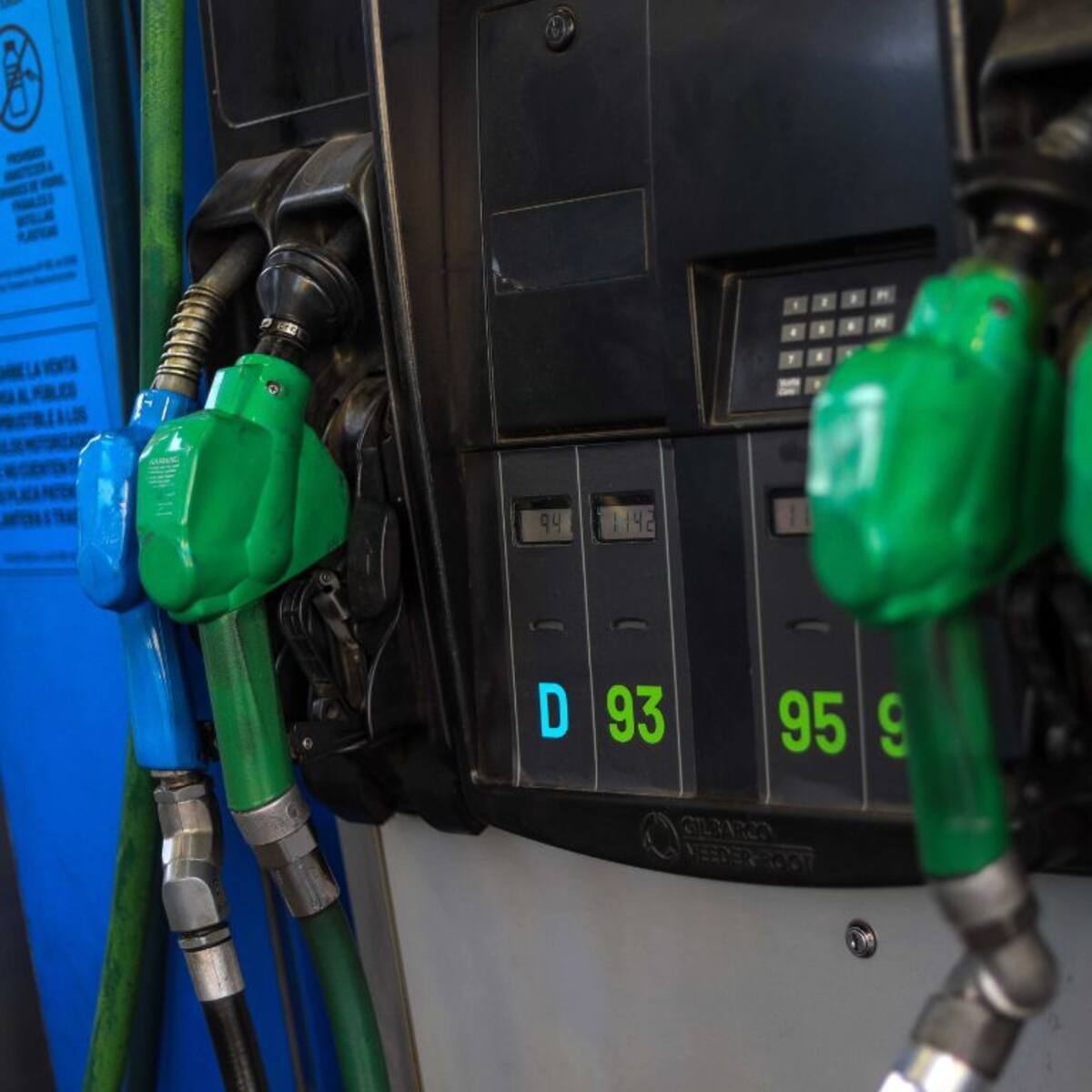 Más de 100 alcaldes envían carta a Presidente Kast en rechazo al alza de combustibles: “Chile requiere decisiones justas”