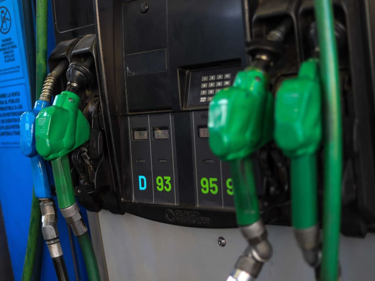 Combustibles, dólar e inflación: el inesperado alivio que podría llegar a Chile tras acuerdo entre EE. UU. e Irán