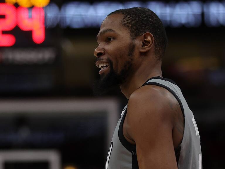 Kevin Durant superó la lesión en su rodilla y volverá a las canchas