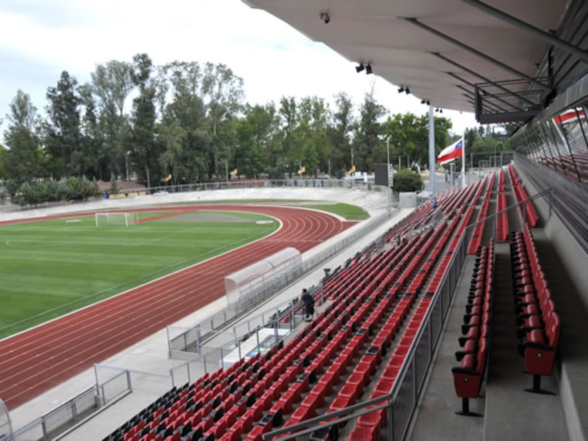 Solo resta inaugurarlo: el moderno sistema de luces del Fiscal de Talca tras su remodelación para el Mundial Sub 20