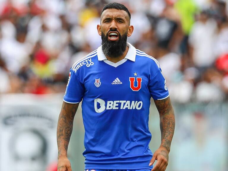 Ronnie Fernández: «Confío en poder pelear por ese clásico ante Católica»