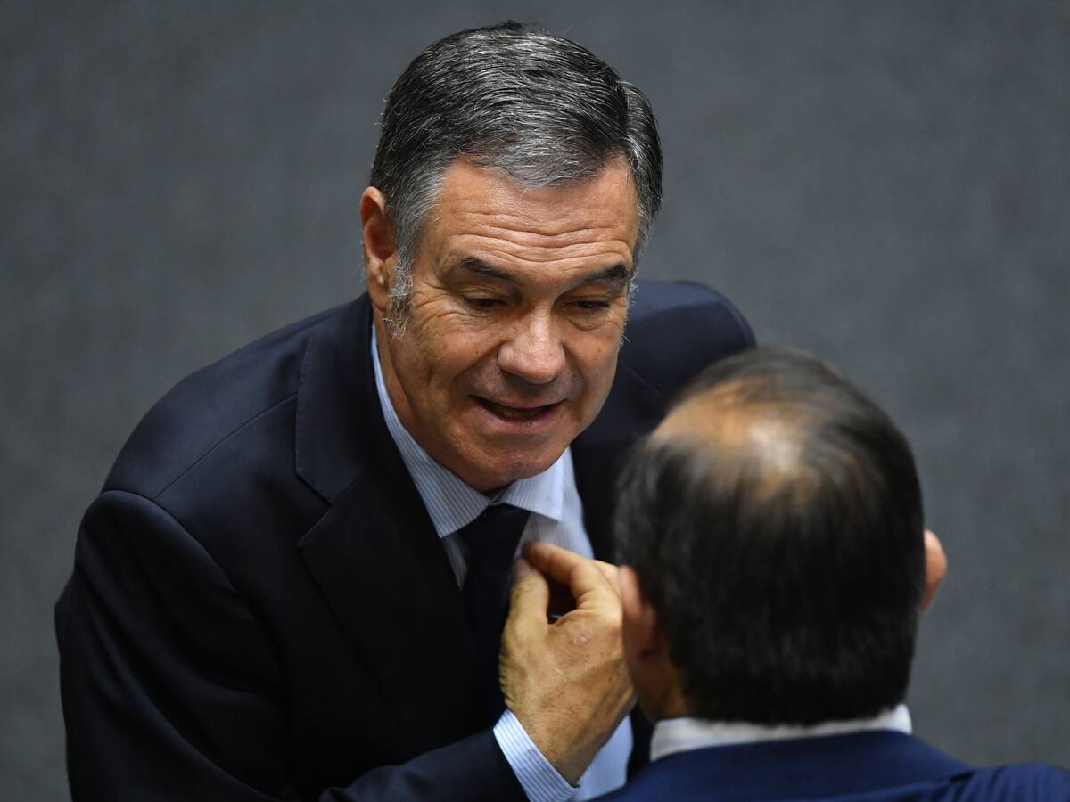 Corte Suprema ratifica fallo que obliga al senador Ossandón a pagar $59 millones por defensa en causa de tráfico de influencias