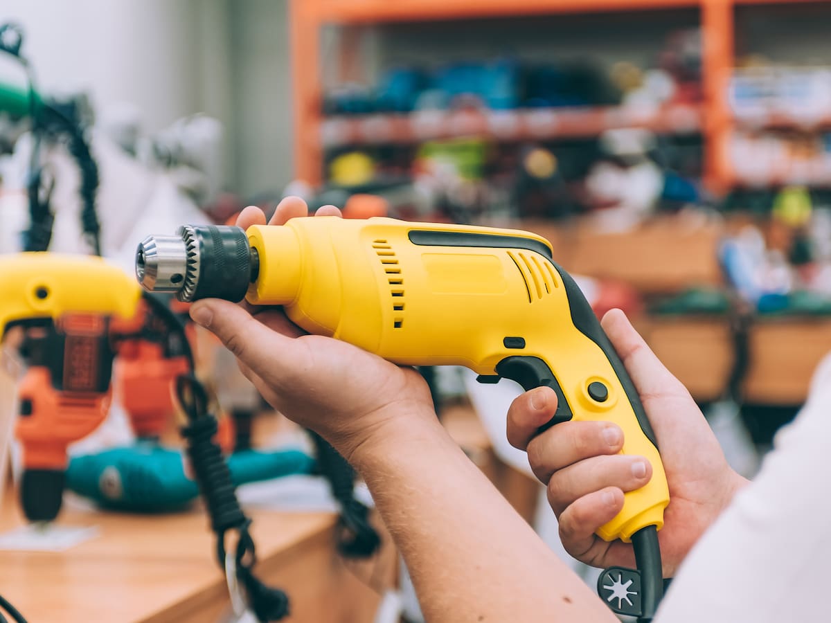 Famosa tienda de construcción extranjera se prepara para llegar por primera vez a Chile: ¿Dónde quedarán sus sucursales?