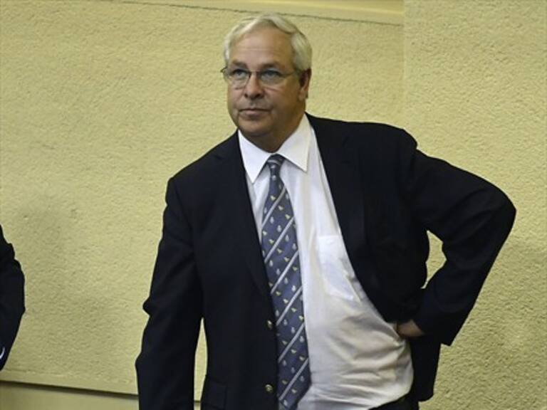 Comisión de Ética solo advirtió a diputado Urrutia por burlas contra Emilia Nuyado