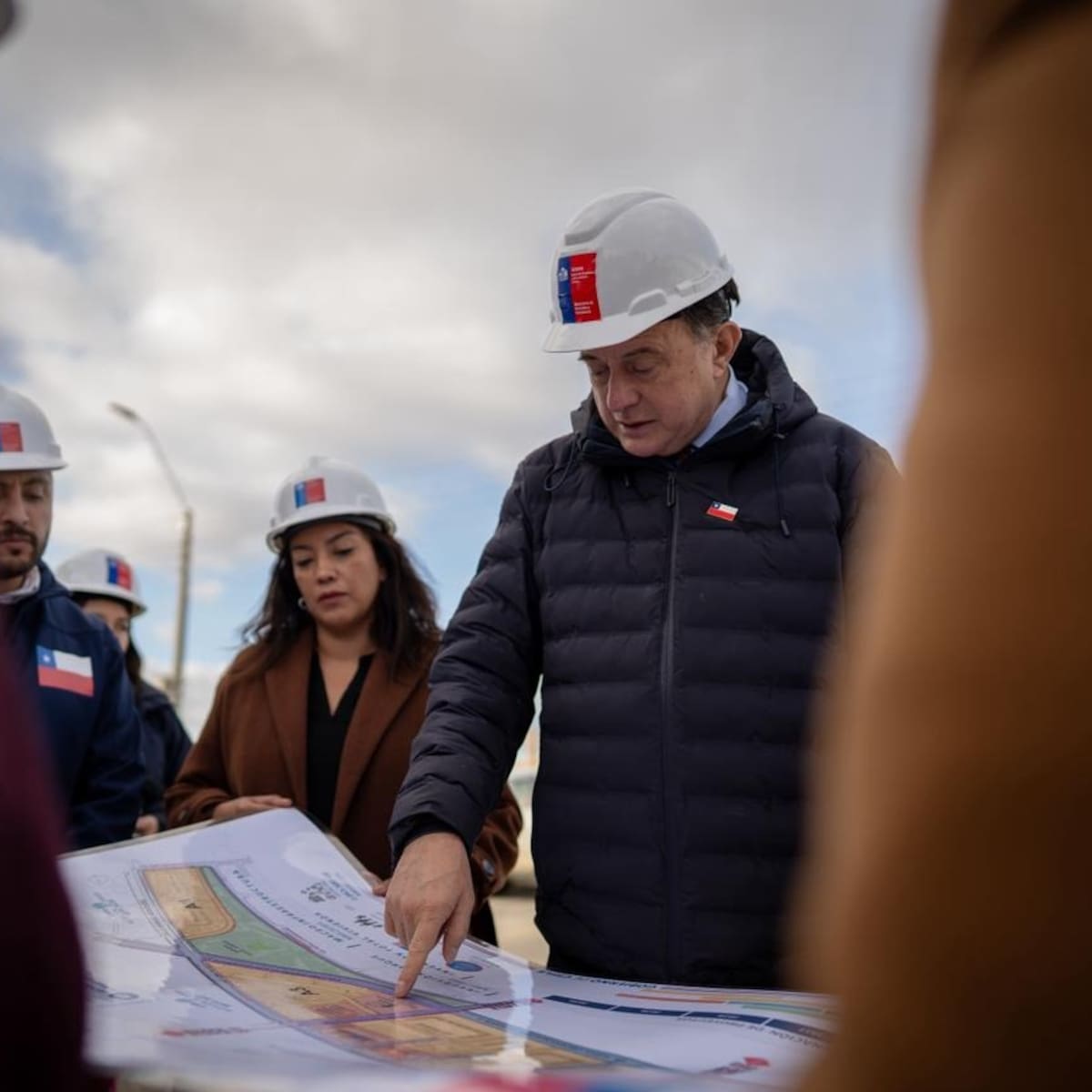 Presupuesto 2027 en Vivienda: reconstrucción y subsidios de clase media al alza y duro recorte a Asentamientos Precarios