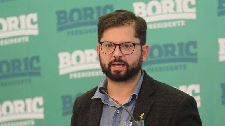 8 de DICIEMBRE de 2021 / INDEPENDENCIA Gabriel Boric Candidato Presidencial de Apruebo Dignidad se reúne con agrupaciones de Pymes y Cooperativas para presentar su agenda económica
FOTO: DIEGO MARTIN/AGENCIAUNO