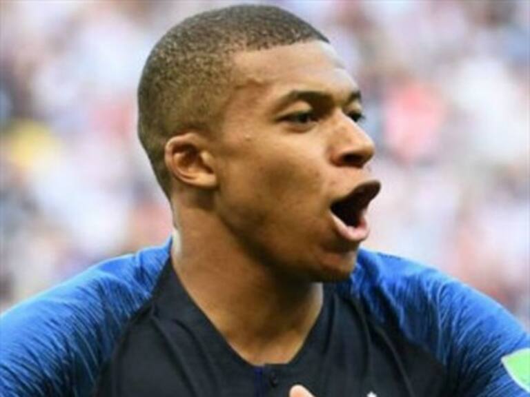 Mbappé es el jugador más joven en anotar al menos dos goles en un Mundial desde Pelé