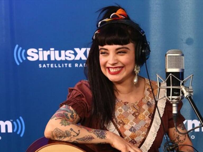 Mon Laferte: «Anoche soñé que me perseguía Piñera»