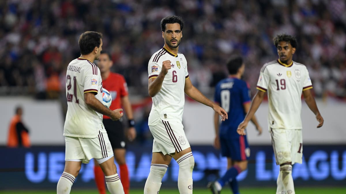 España remonta para seguir con su racha invicta en la UEFA Nations League