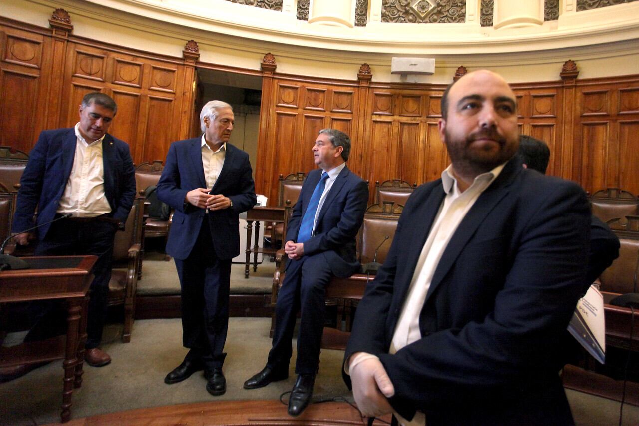 Reunión de partidos políticos