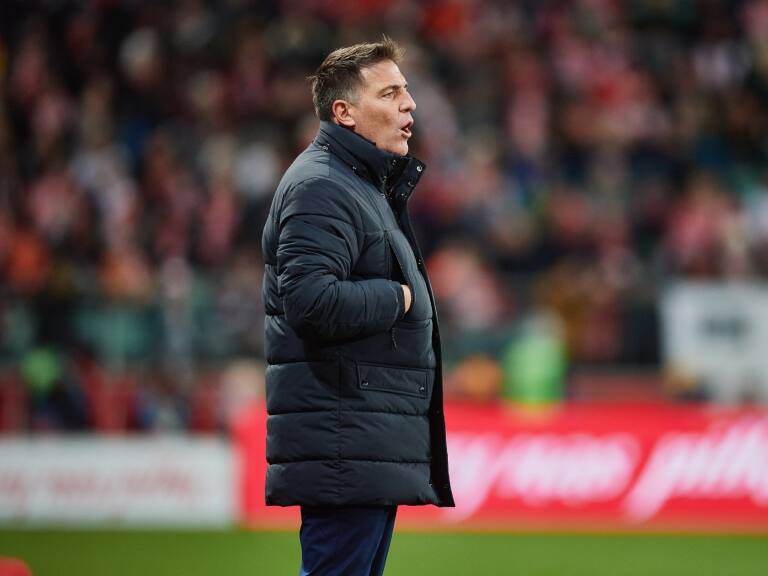Sin triunfos: la negativa racha de Eduardo Berizzo en la banca de La Roja