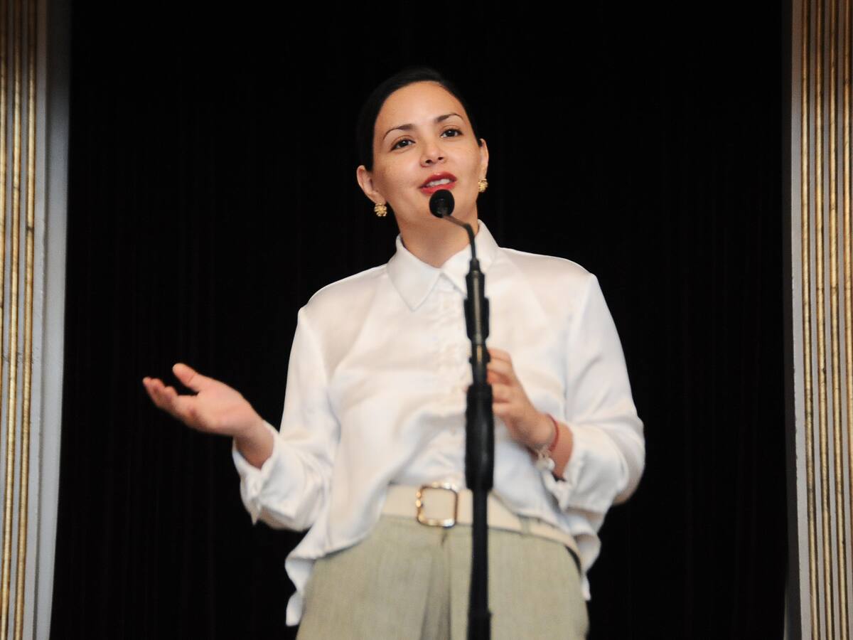 Ministra Arredondo defiende asignación de fondos a “festival de cine porno” tras críticas de la UDI: “No dependan de la mirada política”
