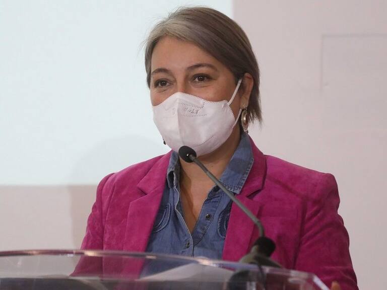 2 de junio del 2022/SANTIAGOLas ministras secretaria general de Gobierno, y del Trabajo y Previsión Social, Jeannette Jara, lanzan el Sello 40 Horas, que certifica a empresas que acrediten tener contratados, conforme a la normativa del Código del Trabajo, a lo menos al 80% de los trabajadores y trabajadoras con una jornada ordinaria que no supere las 40 horas. FOTO: SEBASTIAN BELTRAN GAETE/AGENCIAUNO