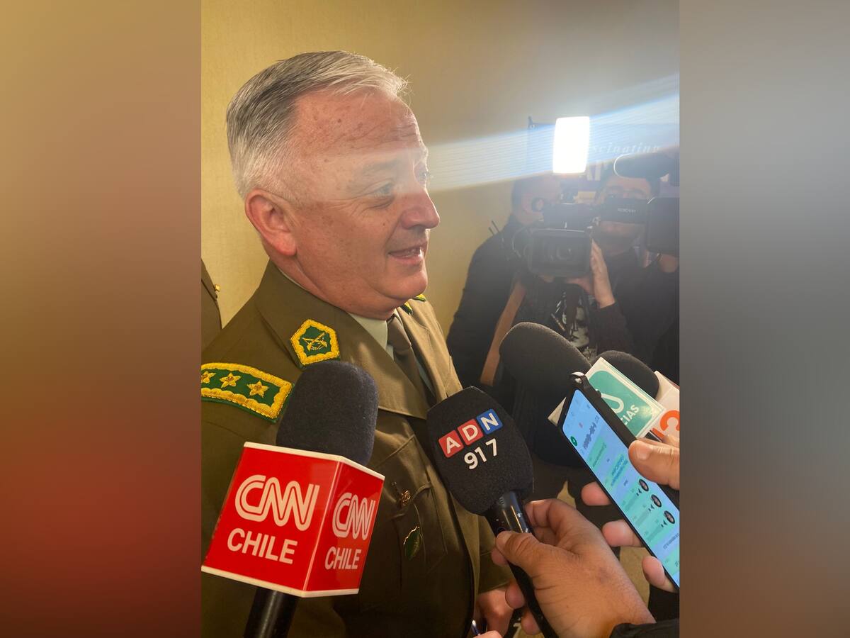 General Marcelo Araya respalda a Yáñez ante ausencia en la Comisión de Inteligencia: “Mi general va a trabajar hasta el último minuto”