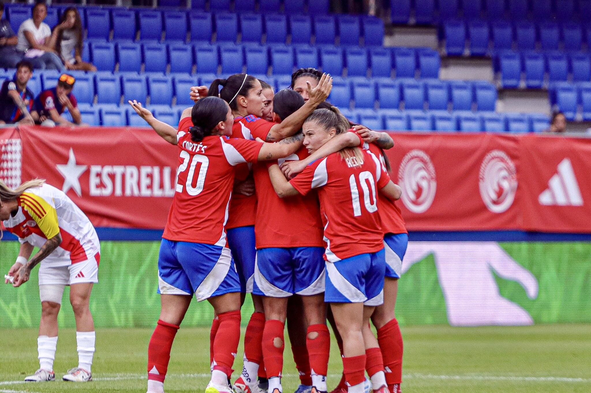 @LaRoja