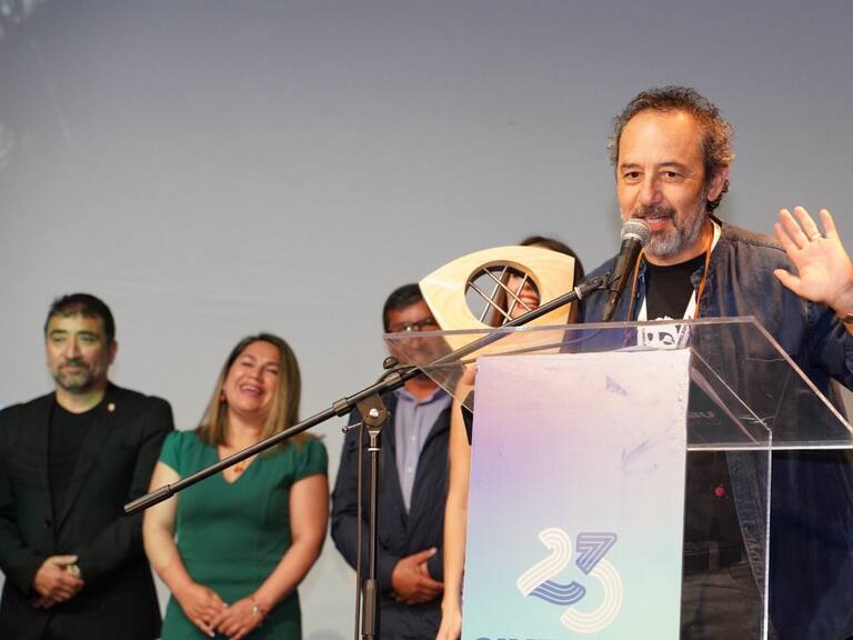 Premios a la trayectoria para los actores Daniel Muñoz y Silvia Novak marcaron el inicio de CINELEBU 2023
