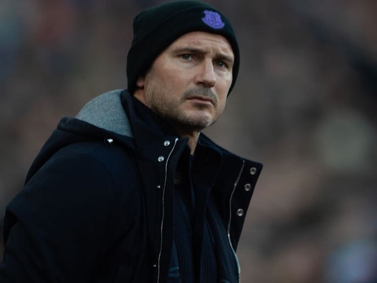 Frank Lampard es despedido de la dirección técnica del Everton de Inglaterra