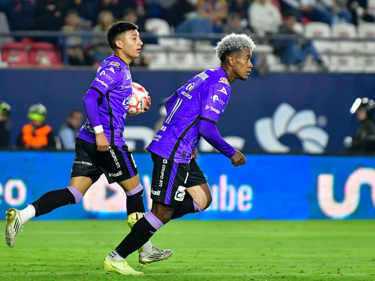 Se formó en Colo Colo, ascendió con Deportes Concepción y ya suma dos goles en México: la historia de Josué Ovalle