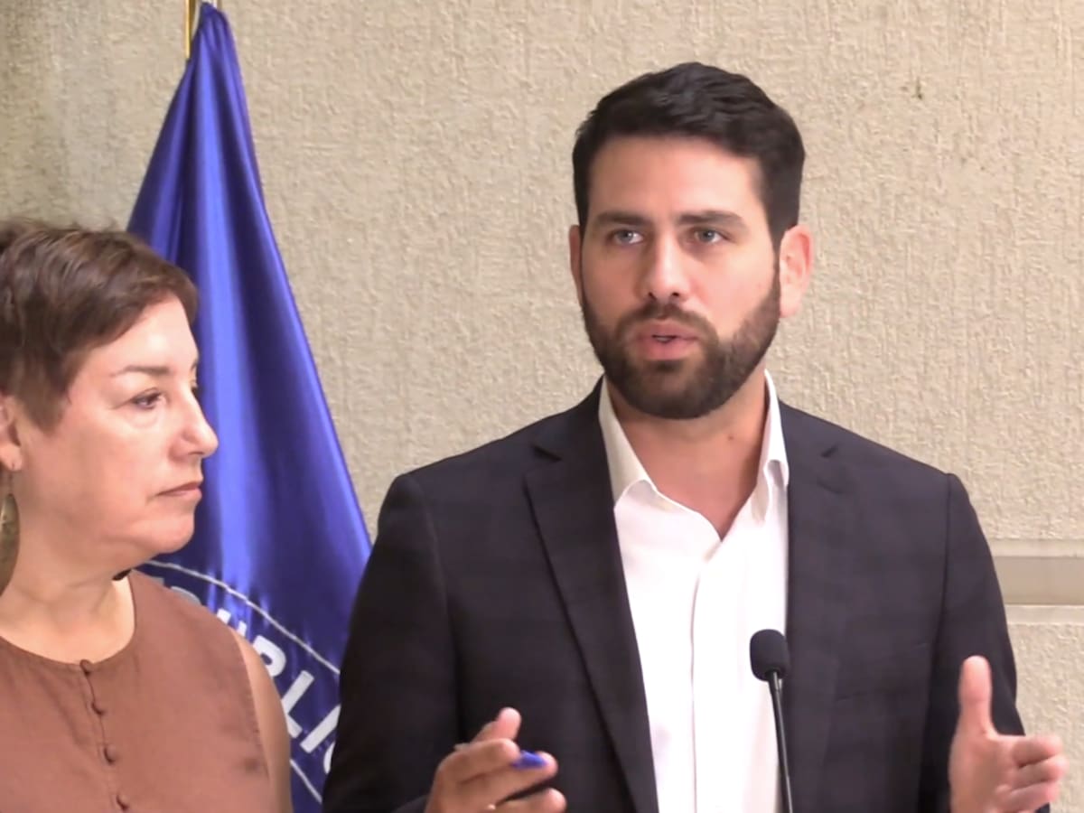 Frente Amplio ingresa más de 100 indicaciones para frenar proyecto que permite conmutar penas a reos