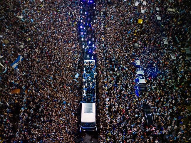 Multitudinaria recepción a la Selección de Argentina