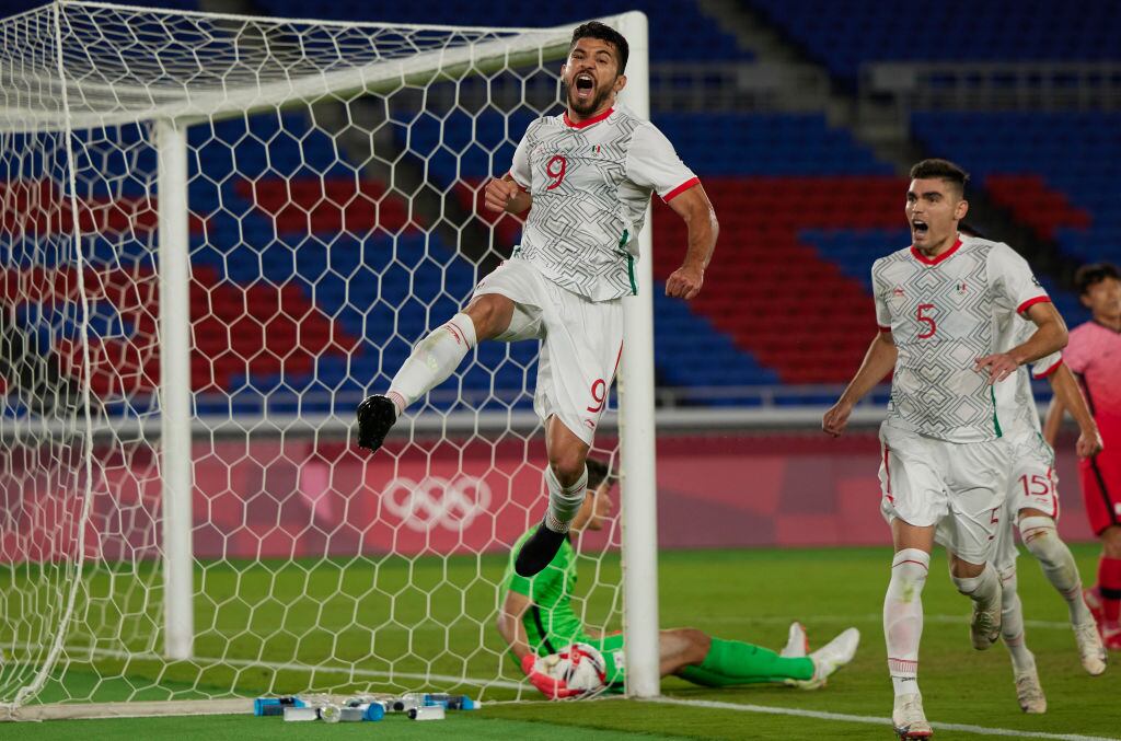 Henry Martin festeja su gol ante Corea del Sur en Yokohama