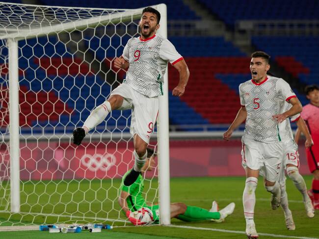 Henry Martin festeja su gol ante Corea del Sur en Yokohama