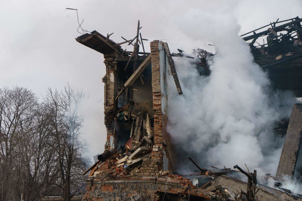 Destrucción que dejan los ataques rusos en la región de Dnipro en Ucrania