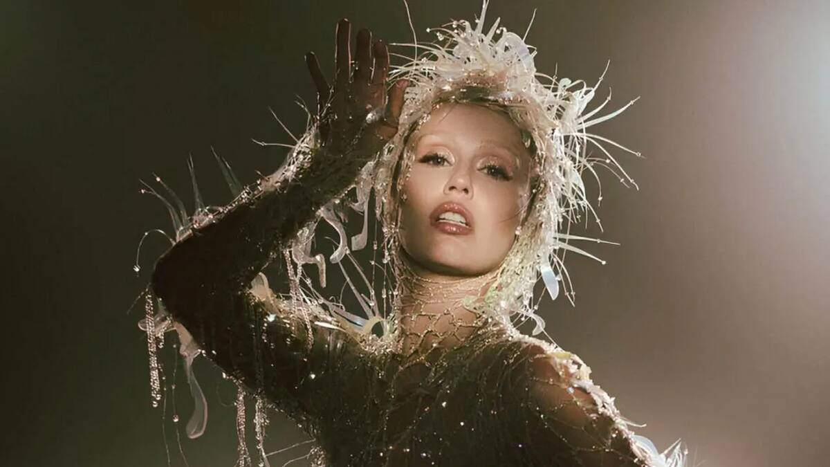 Miley Cyrus estrena su álbum visual Something Beautiful en Disney+ y se reencuentra con sus fanáticos de forma especial