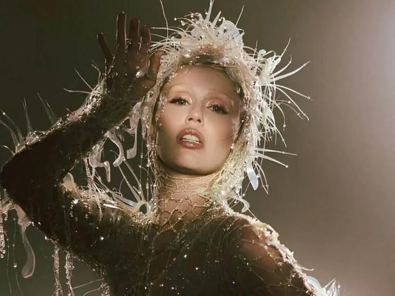 Miley Cyrus estrena su álbum visual Something Beautiful en Disney+ y se reencuentra con sus fanáticos de forma especial