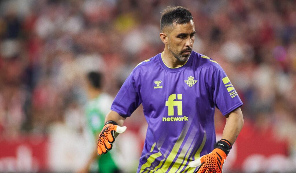 claudio bravo en el betis