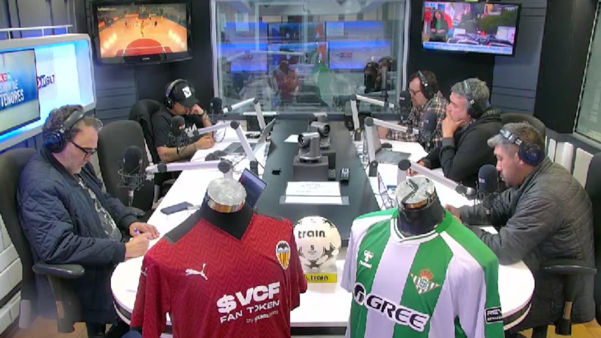 Los Tenores comentan la salida de “Tati” Buljubasich de la UC y anticipan el partido de Colo Colo ante Unión Española