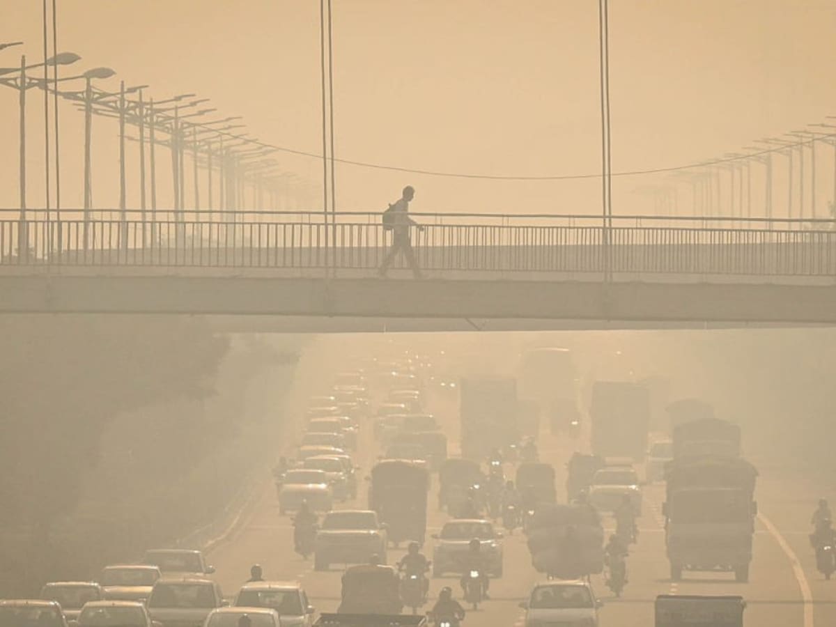 Niebla tóxica asfixia a la India y supera niveles recomendados: equivale a fumar 20 cigarros al día