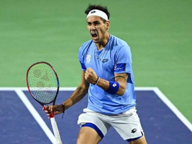 Alejandro Tabilo enfrentará durante la madrugada de este miércoles al neerlandés Van De Zandschulp por los octavos del ATP de Auckland
