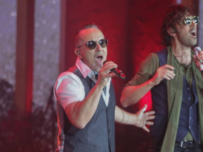 Interpretando un clásico de Los Prisioneros: Glup! sorprende invitando a Miguel Tapia al escenario de Olmué 2024