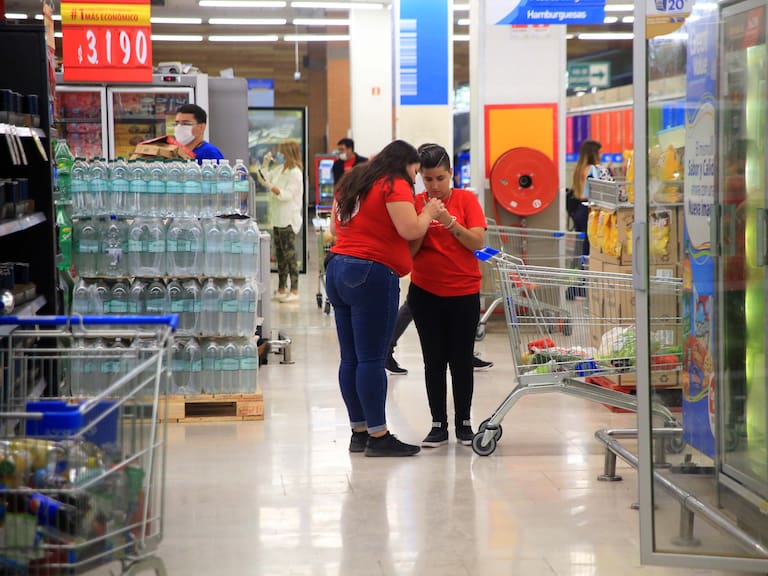 ¿Notas que todo está más chico en el súper? Economista explica qué es la reduflación, los productos más afectados y cómo no gastar de más