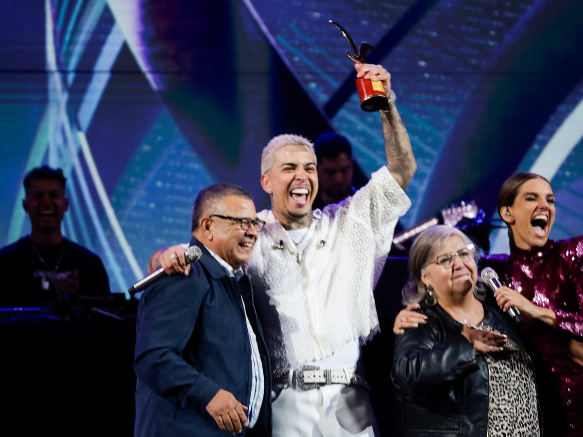 “Hoy día voy a dormir muy tranquilo”: Young Cister y sus padres entregan sus impresiones después de las dos Gaviotas ganadas en Viña 2024