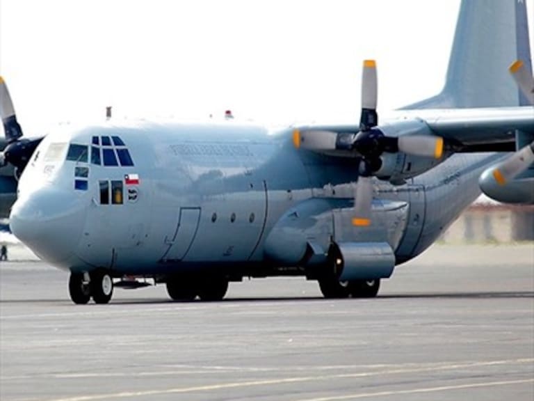 FACh informó que perdió contacto radial con avión Hércules que se dirigía a la base aérea Antártica