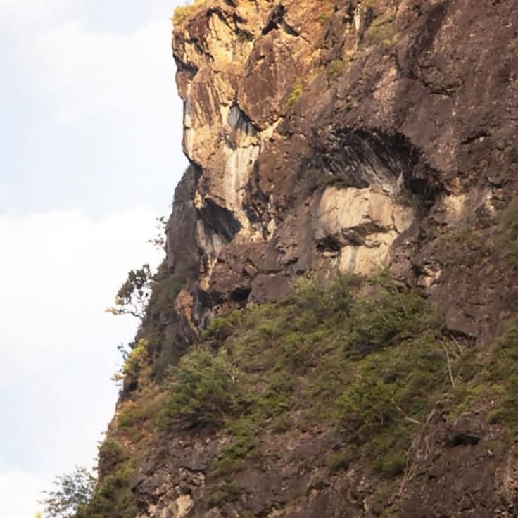 ¿Un titán, un gigante o un guardián? La enigmática formación rocosa de Coyhaique que se volvió viral