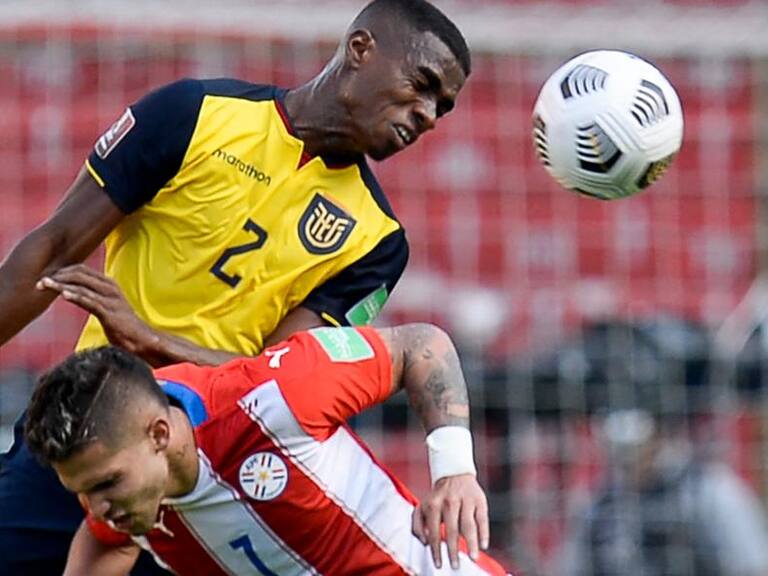 Ecuador derrotó a Paraguay con un doblete en el epílogo y quedó en muy buen pie en su lucha por clasificar a Qatar 2022