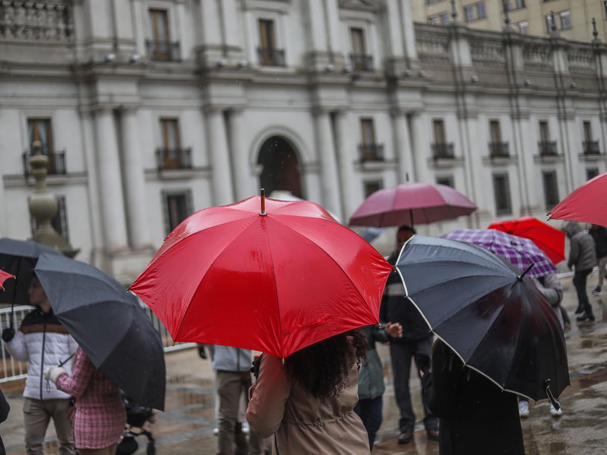 Lluvia en Santiago: a esta hora iniciarían las precipitaciones en la región Metropolitana hoy jueves