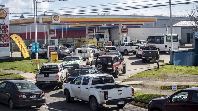 Fedesur respondió por falta de combustible en el sur del país: "Las empresas tienen miedo de que les quemen los camiones"